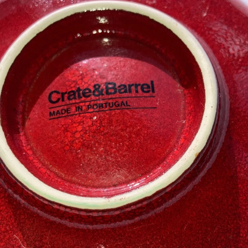 CRATE and BARREL Round Soap Dish Deep Red with Ridges Made In Portugal 5 inches
